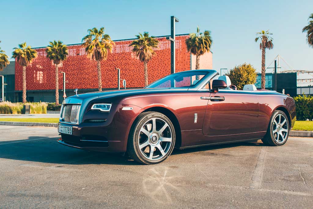 What Makes Rolls Royce an Iconic Car to Rent?